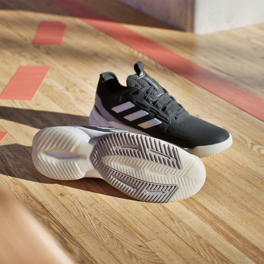 Adidas Crazyflight 6 Women silver metallic/core black